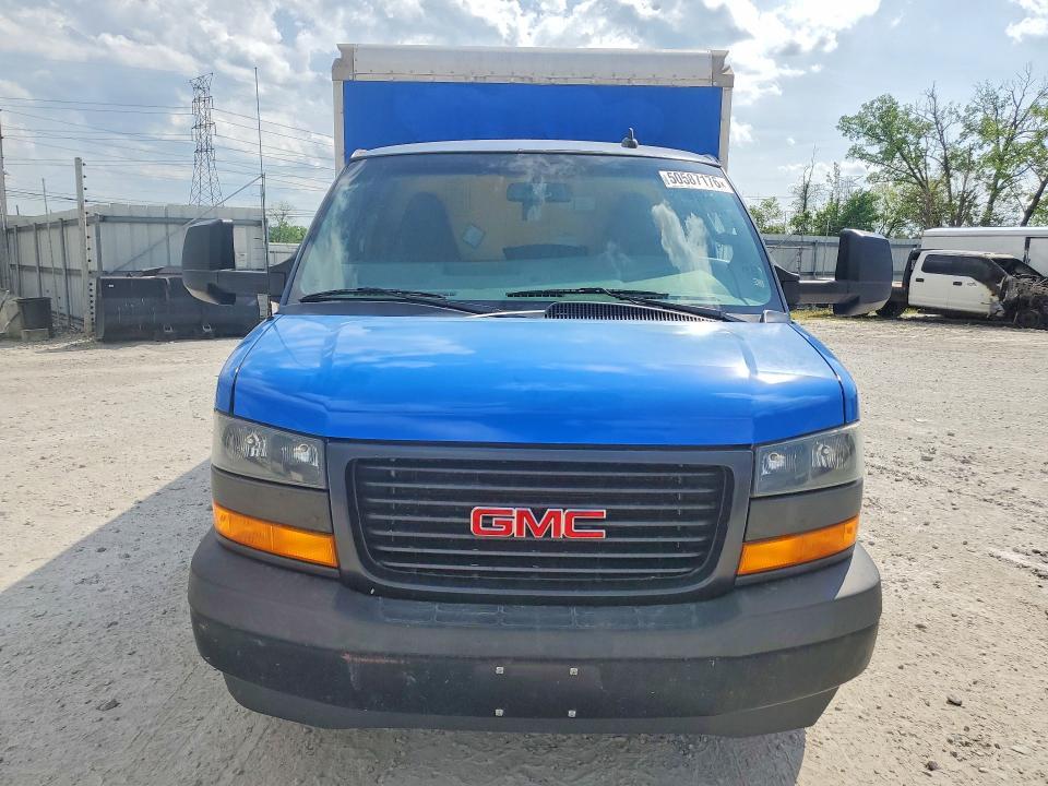 2018 GMC Savana Cutaway G3500