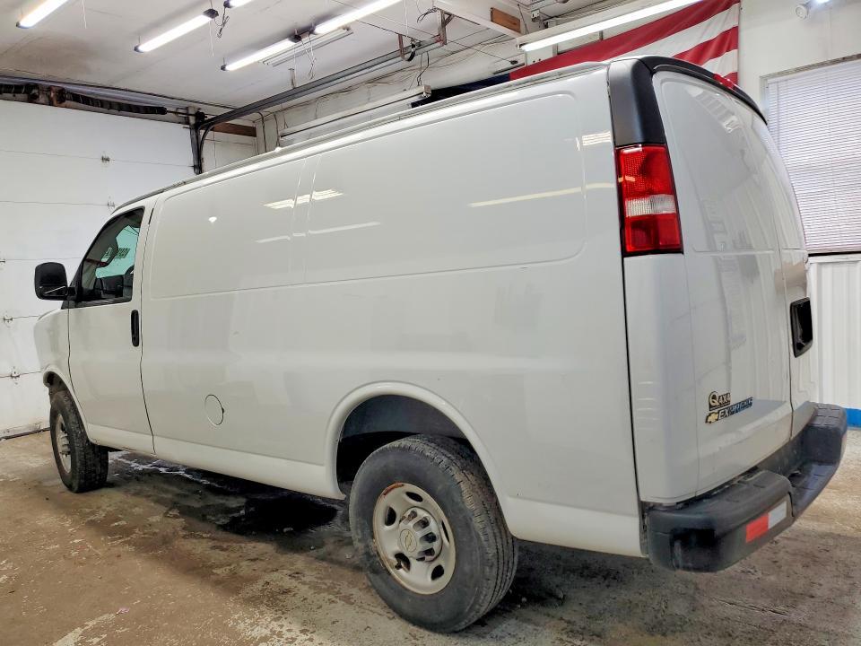 2023 Chev Express G2500