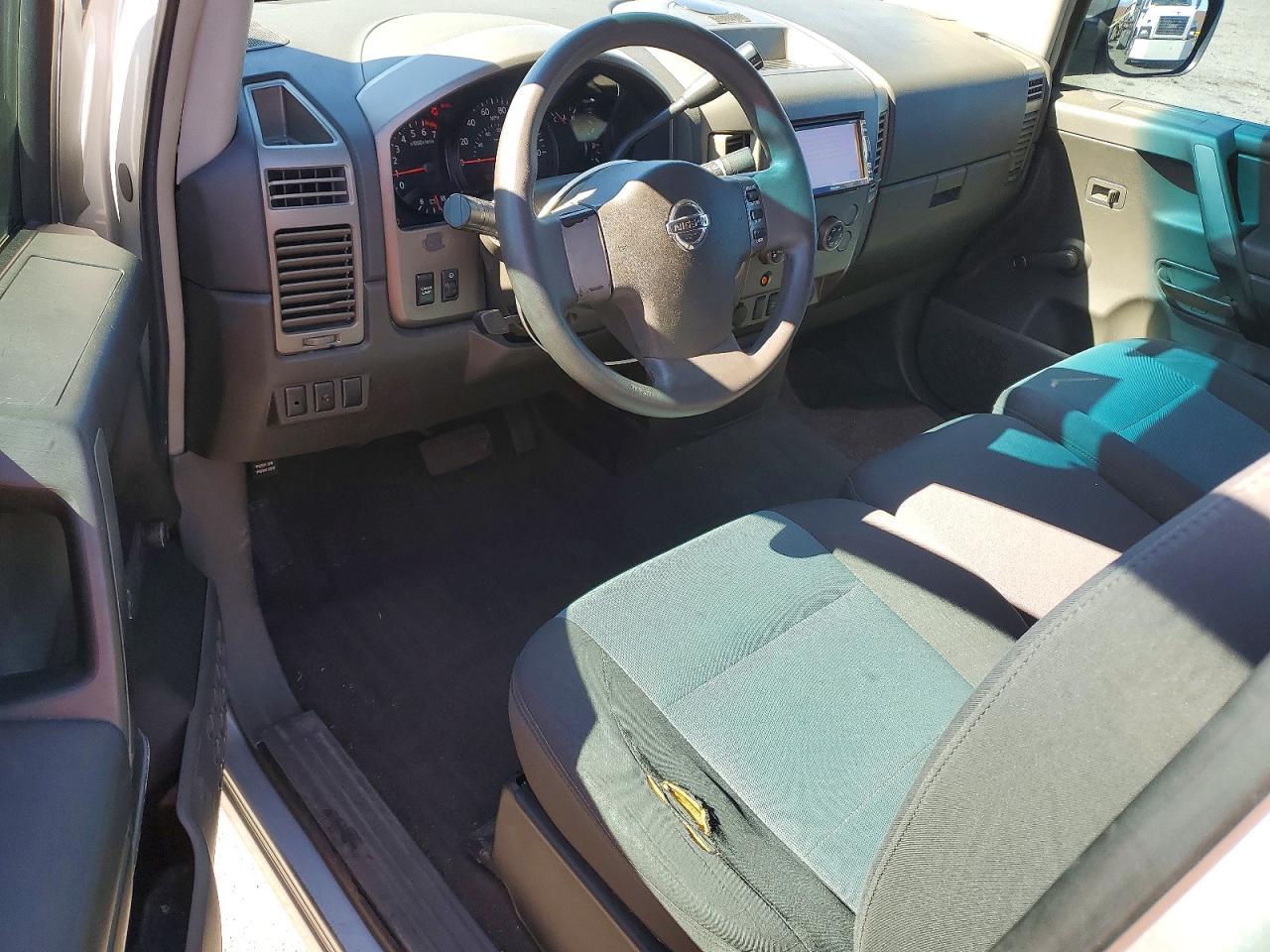 2005 Nissan Titan XE