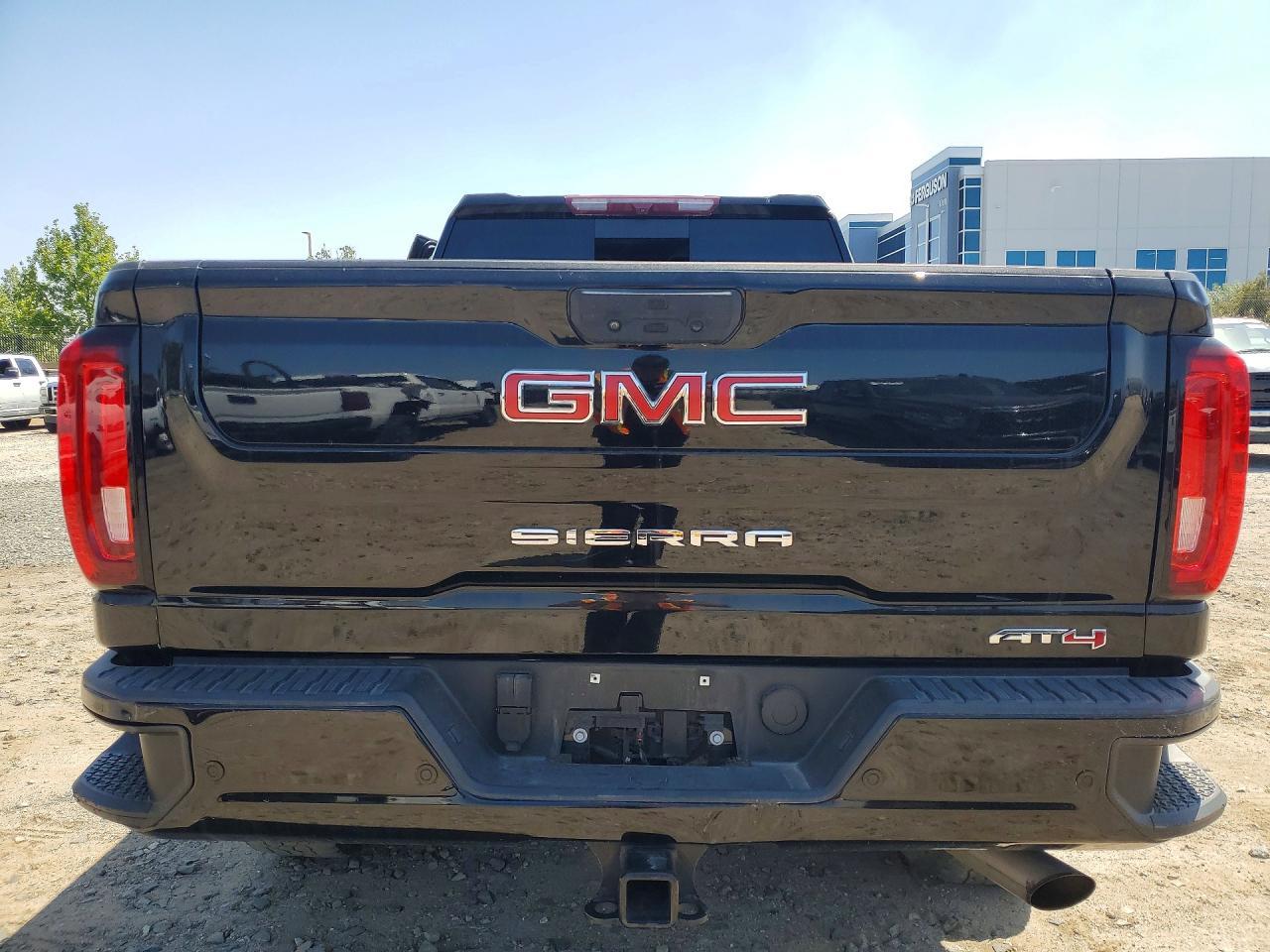 2023 GMC Sierra K2500 AT4