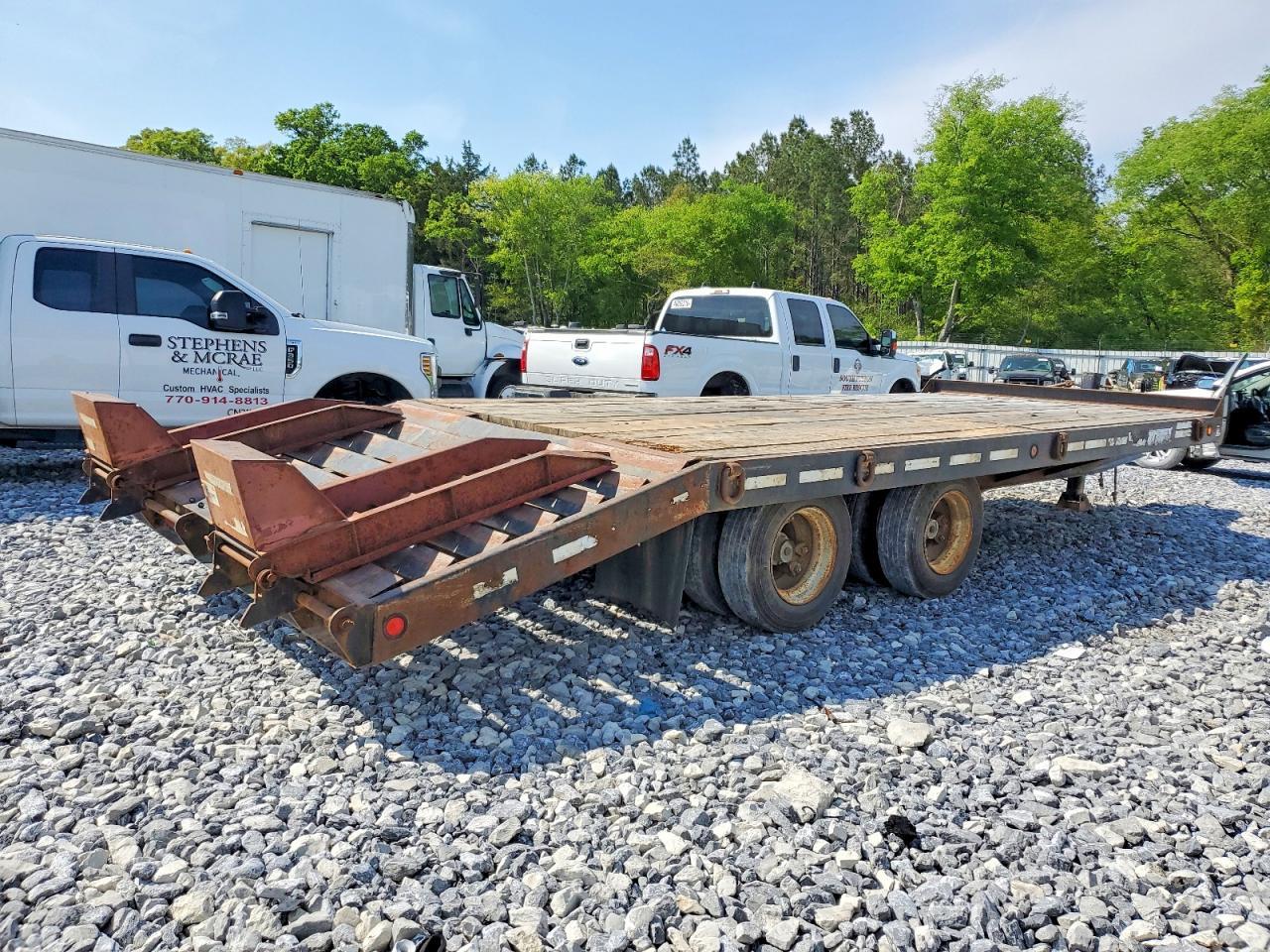 2004 Towmaster T-40 Equipment Trailer