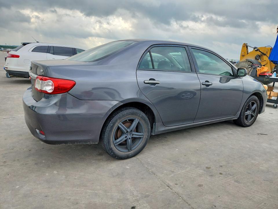 2011 Toyota Corolla le