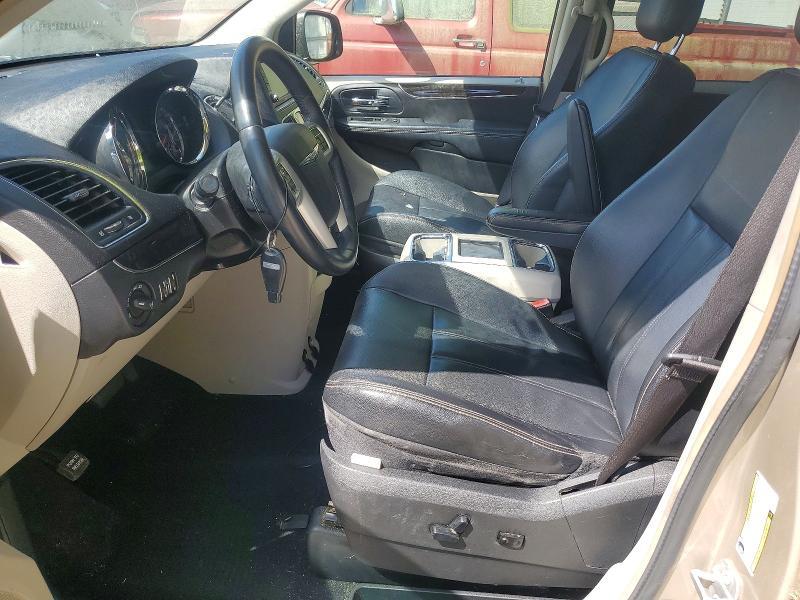 2014 Chrysler Town & Country Touring