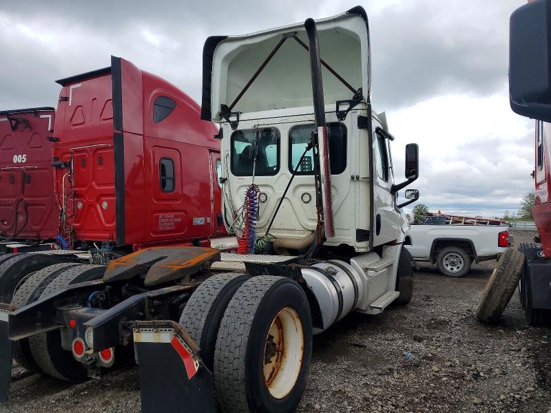 2021 Freigliner 2021 Freightliner Cascadia 126 Semi Truck
