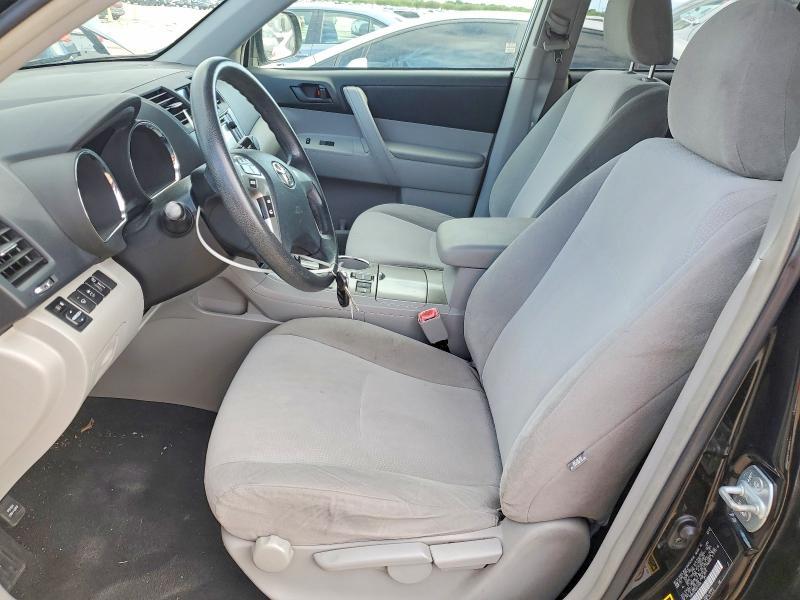 2013 Toyota Highlander Base