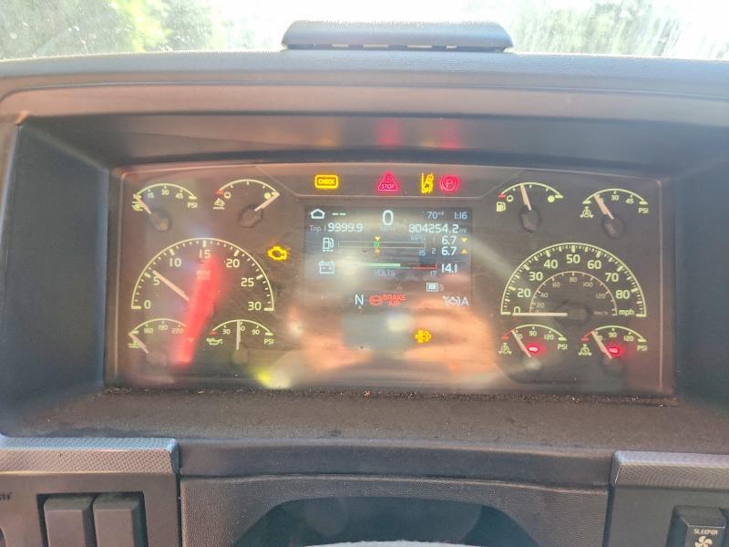 2019 Volvo VNL Semi Truck