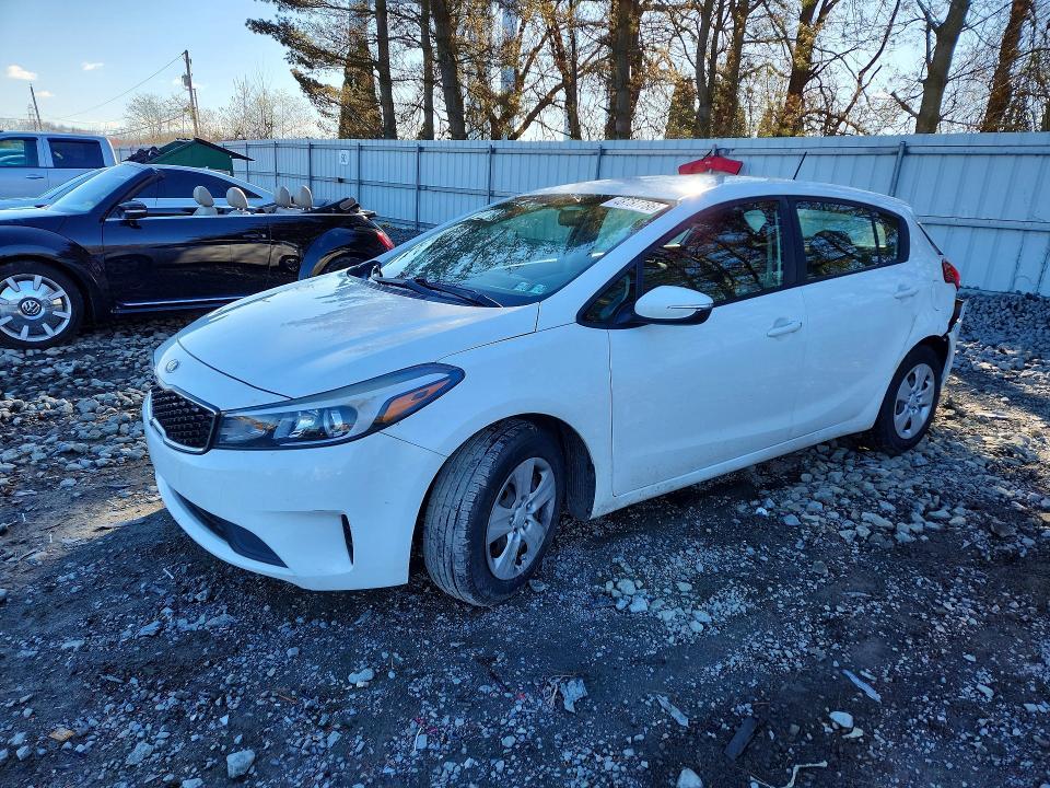 2017 KIA Forte5 lx