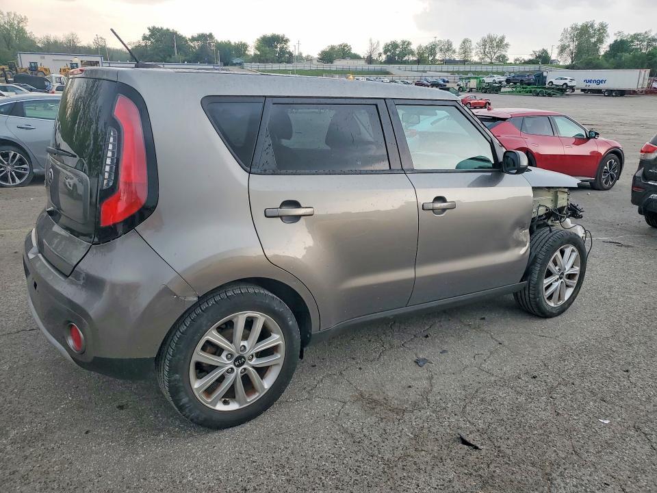 2018 KIA Soul +