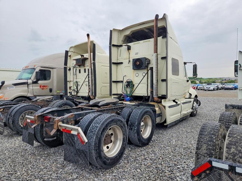 2017 International Prostar-Semi Truck