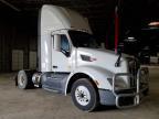 2018 Peterbilt 579 Semi Truck