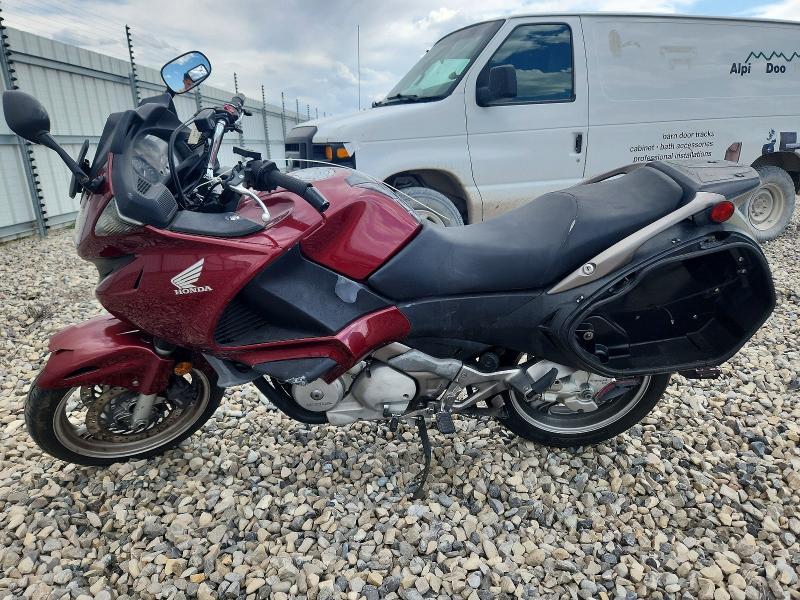 2010 Honda NT700 V