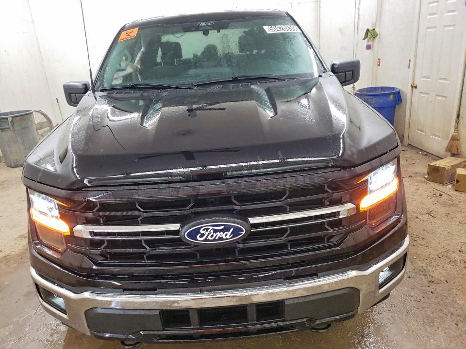 2025 Ford F150 XLT
