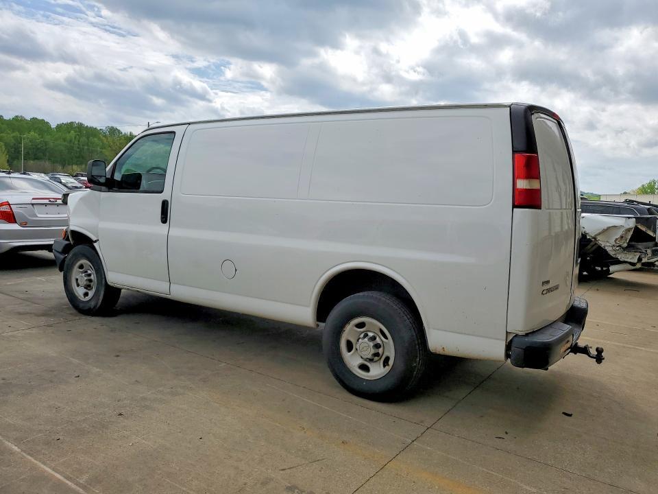 2010 Chev Express G2500