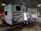 2016 Crossroads RV Rezerve