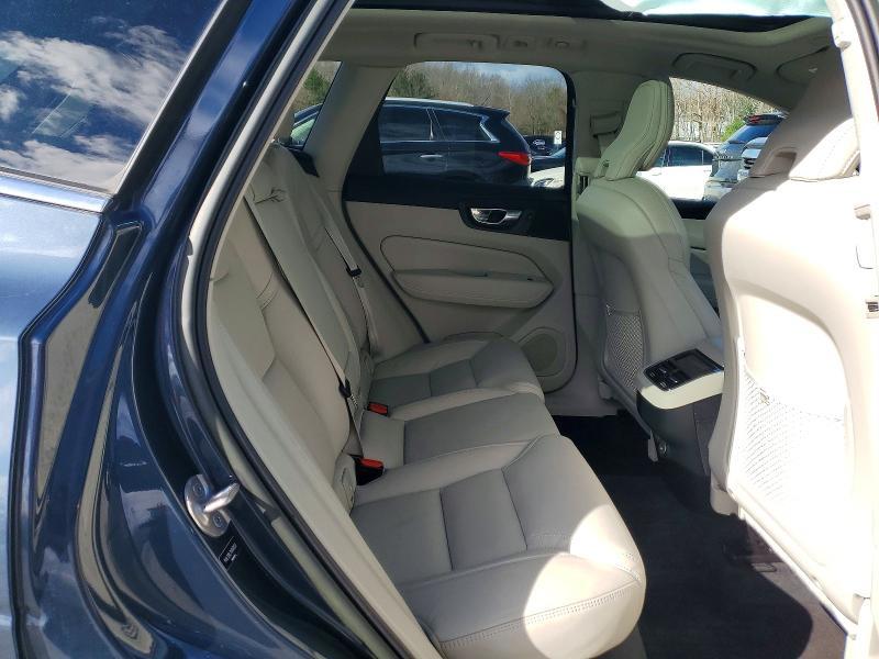 2022 Volv Xc60