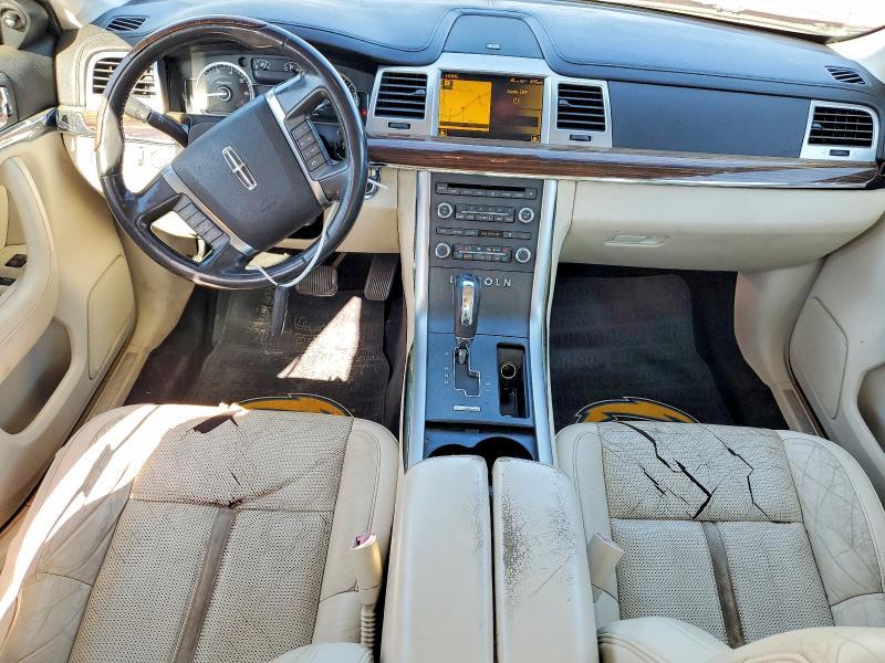 2009 Lincoln Townhouse MKS