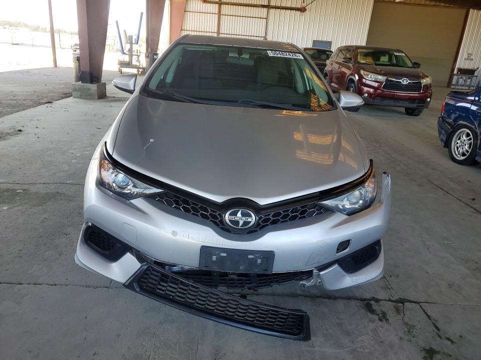 2016 Scion Im Base