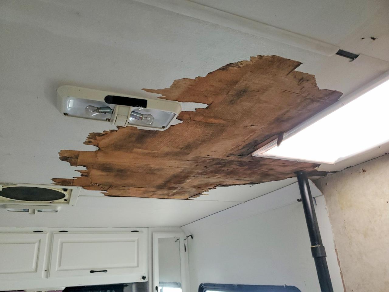 2004 Fouw 2004 Chateau RV