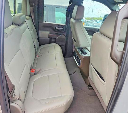 2022 GMC Sierra C2500 SLT