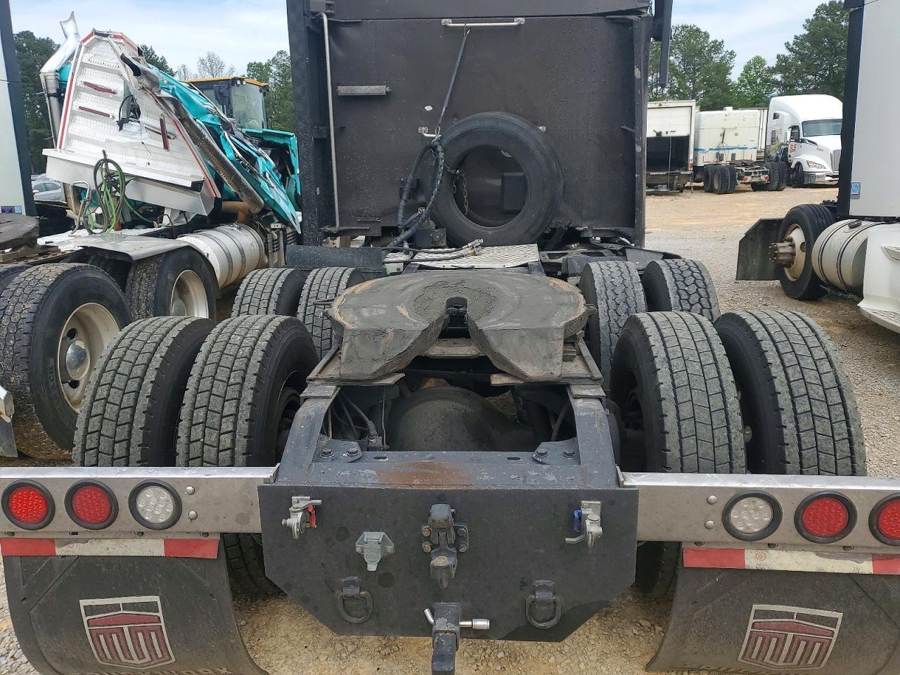 2018 Kenworth Construction T680