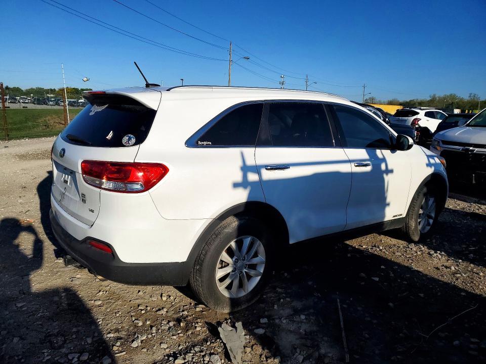 2017 KIA Sorento lx V6