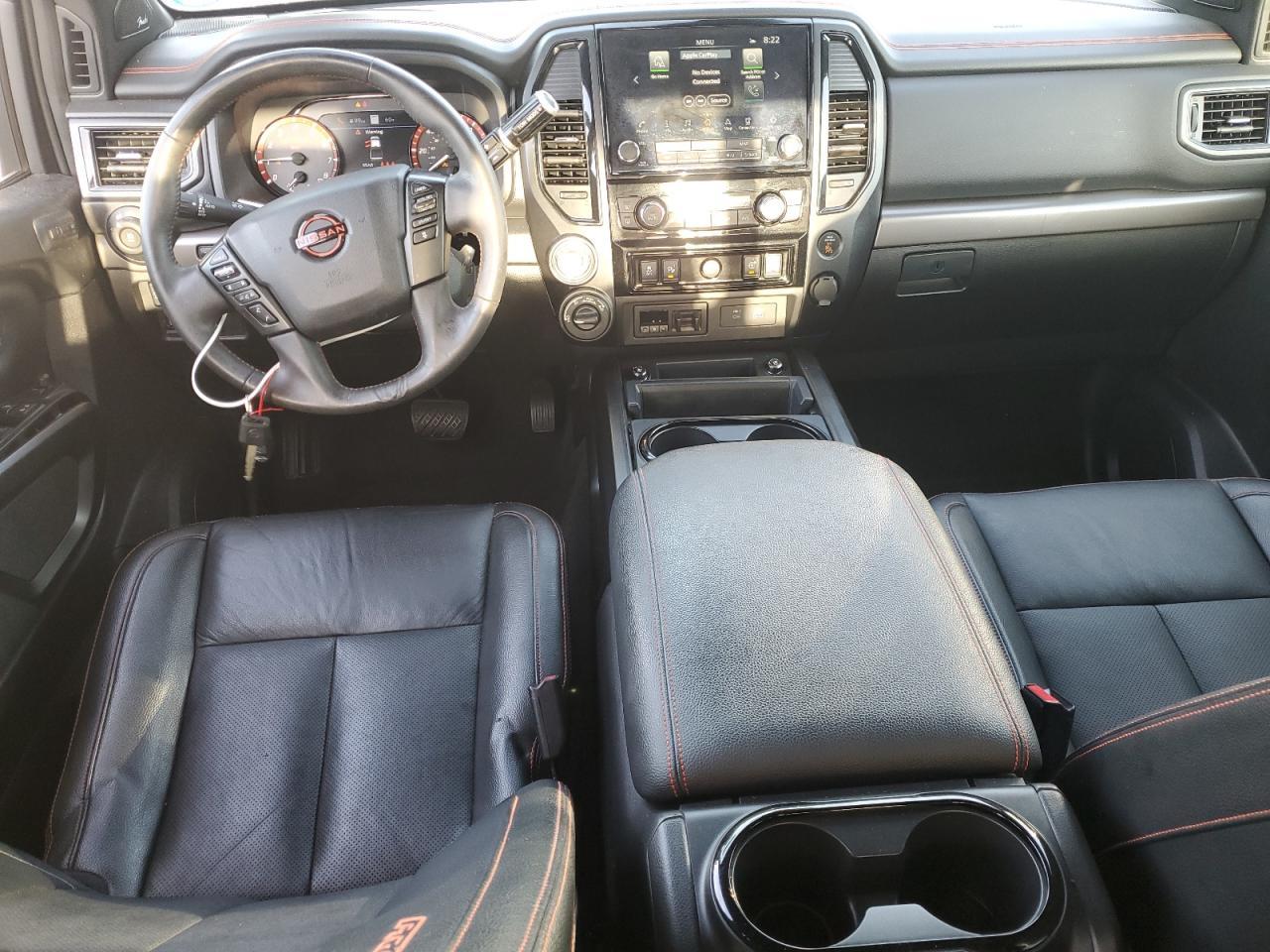 2024 Nissan Titan SV
