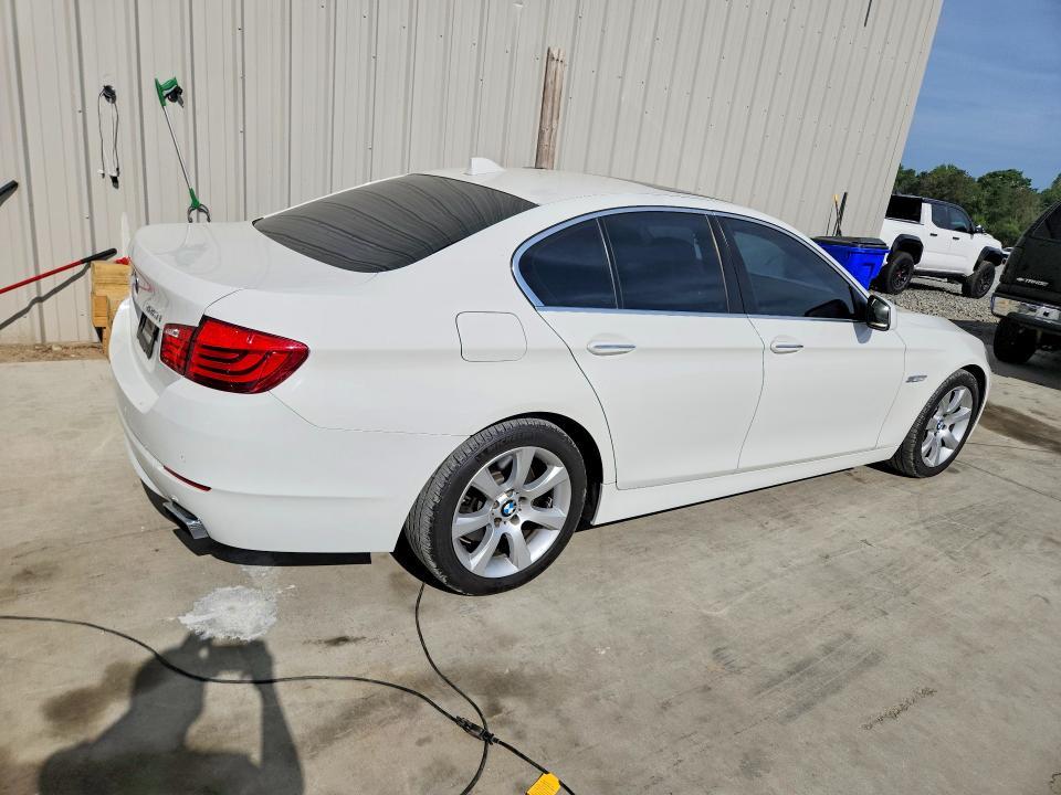 2011 BMW 550 i
