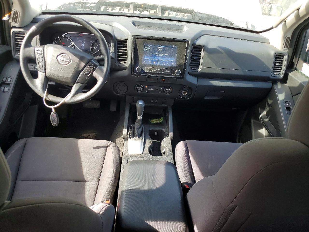 2022 Nissan Frontier S