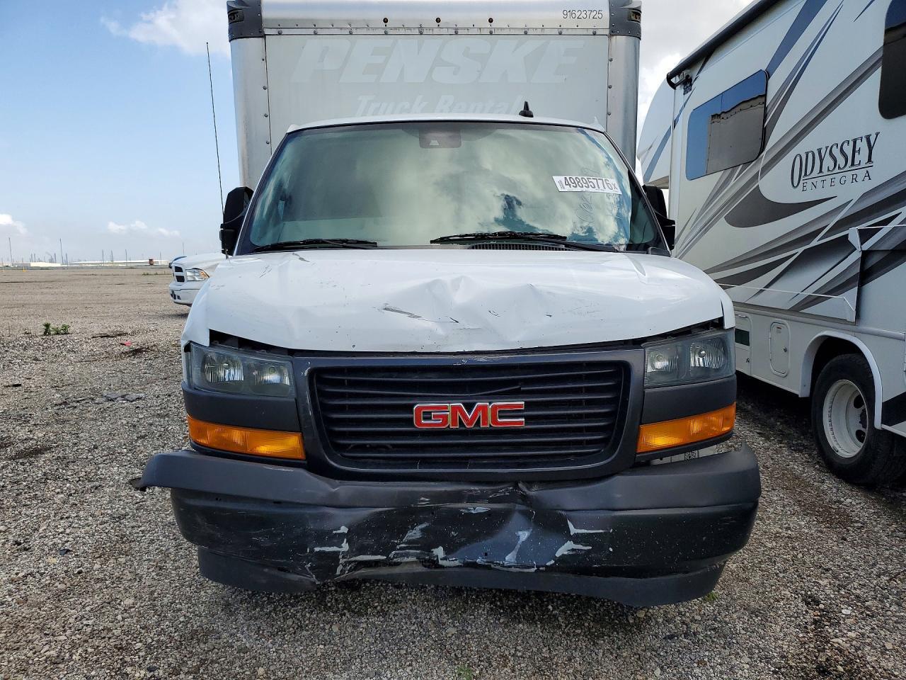 2021 GMC Savana BOX Truck