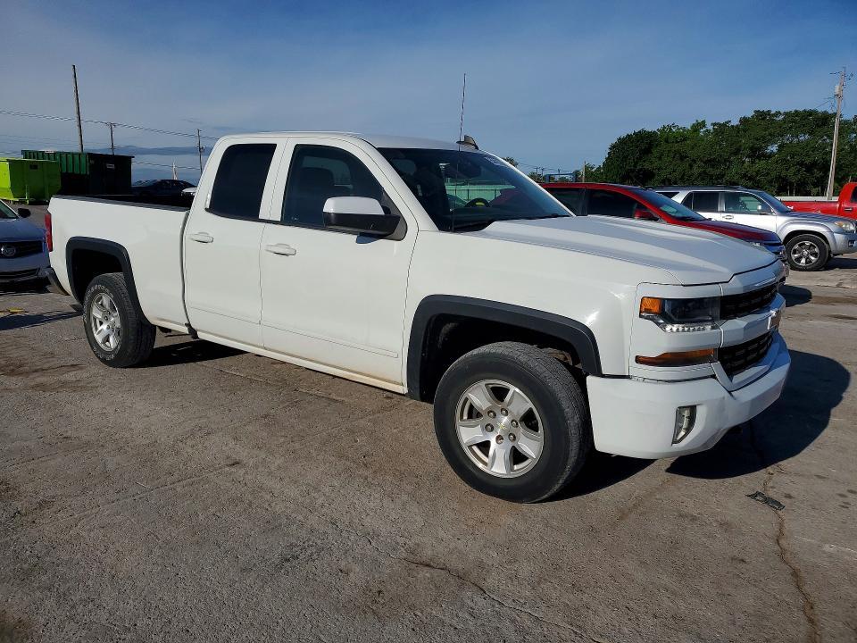 2017 Chevrolet Silverado K1500 lt