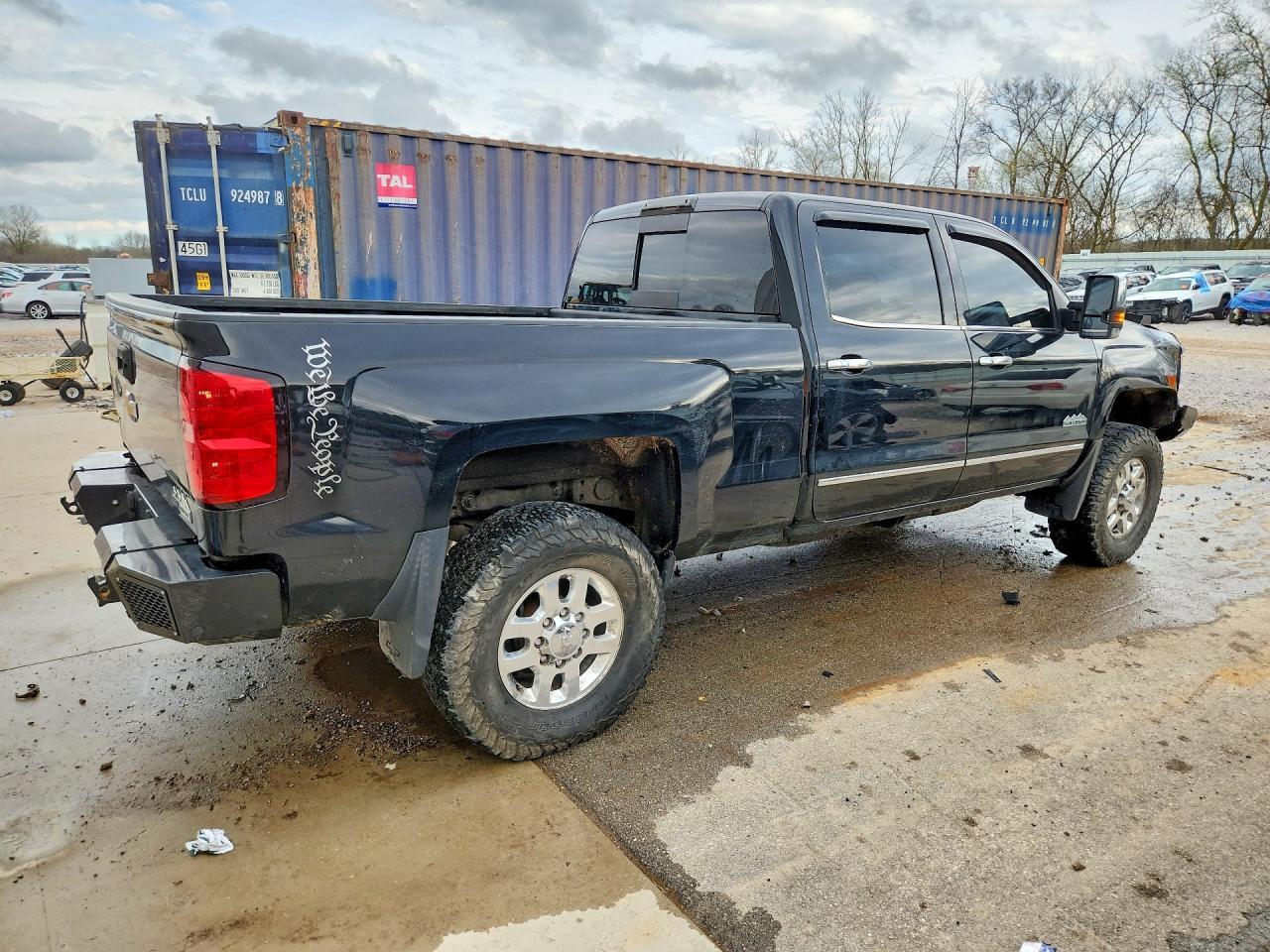 2016 Chevrolet Silverado K2500 High Country