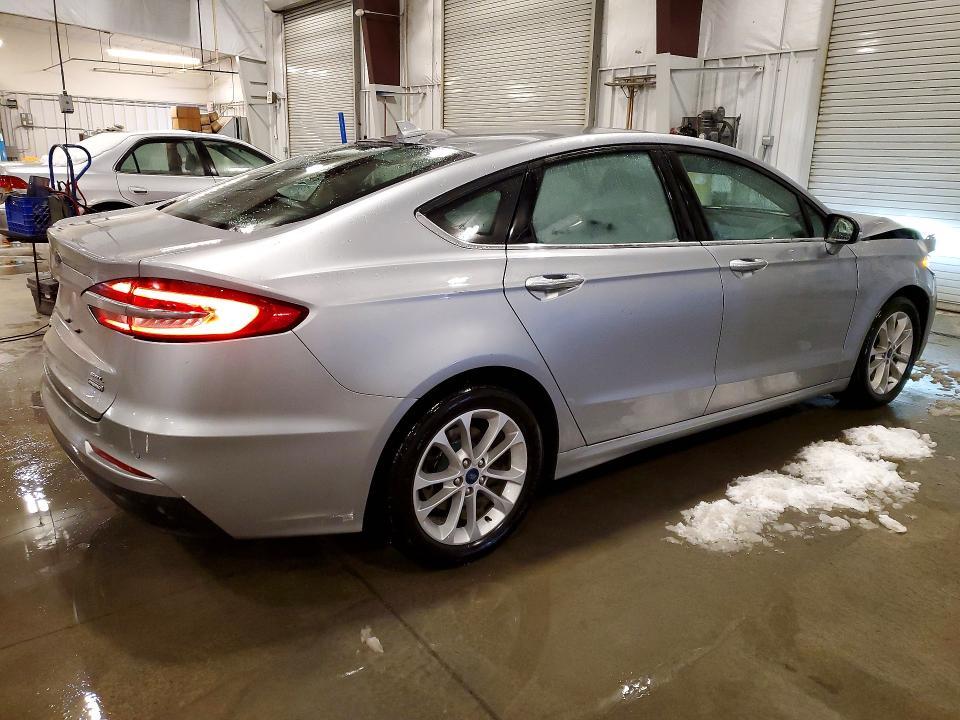 2020 Ford Fusion sel
