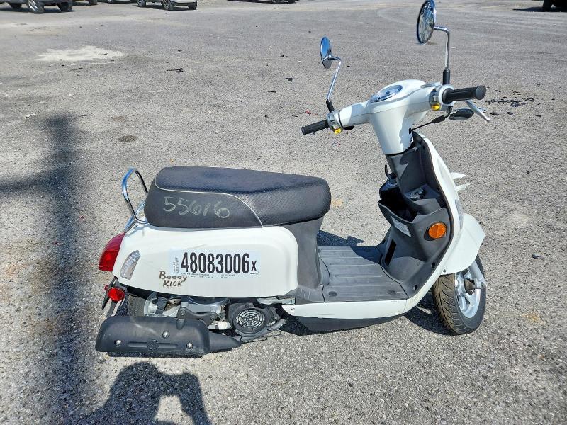 2022 Genuine Scooter Co. Buddy Kick