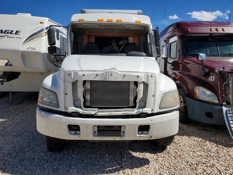 2018 Hino 258/268 box Truck