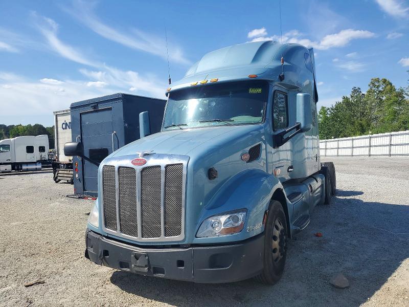 2021 Peterbilt 579 Semi Truck