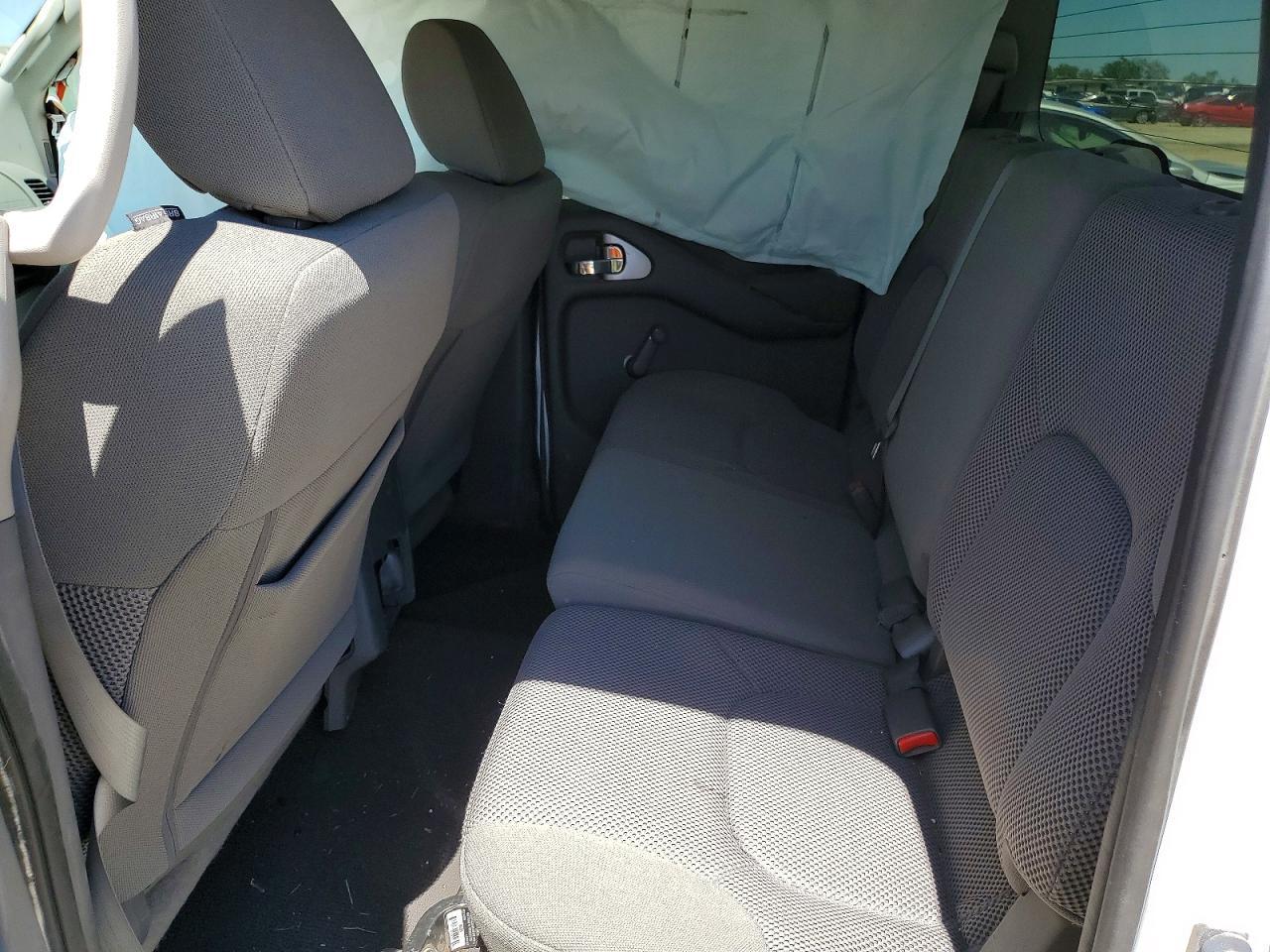 2018 Nissan Frontier S