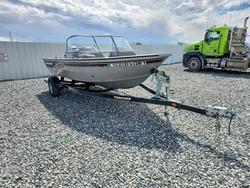 Salvage boats for sale at Brighton, CO auction: 2005 Tracker Pro Boat