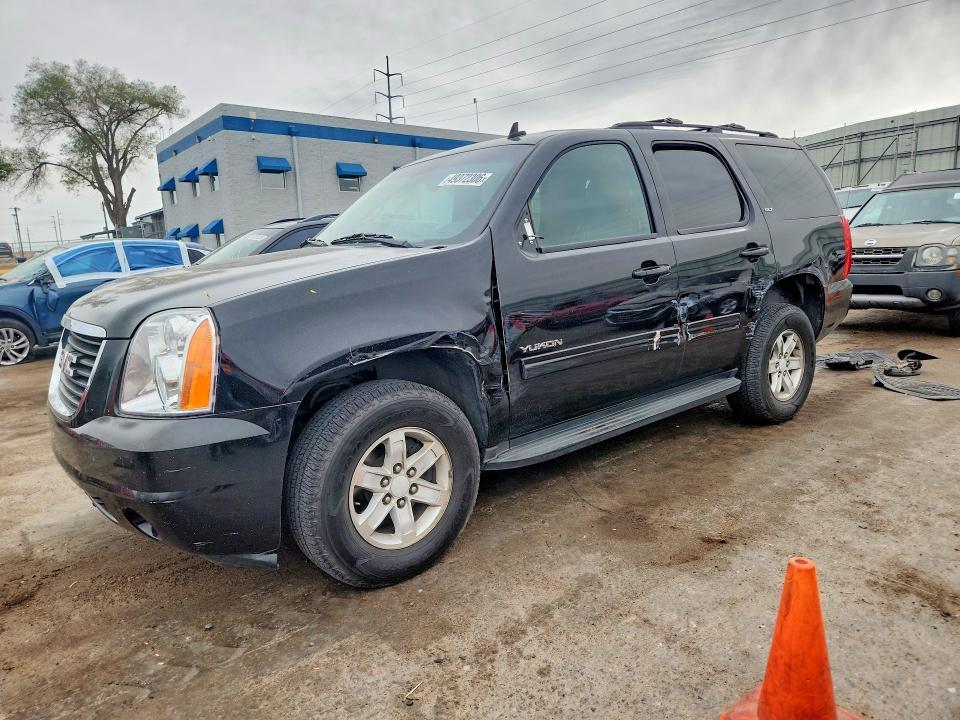 2011 GMC Yukon slt