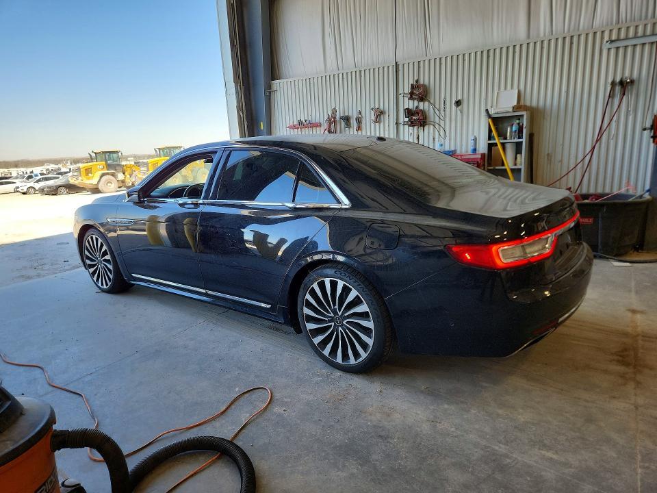 2017 Lincoln Continental Black Label