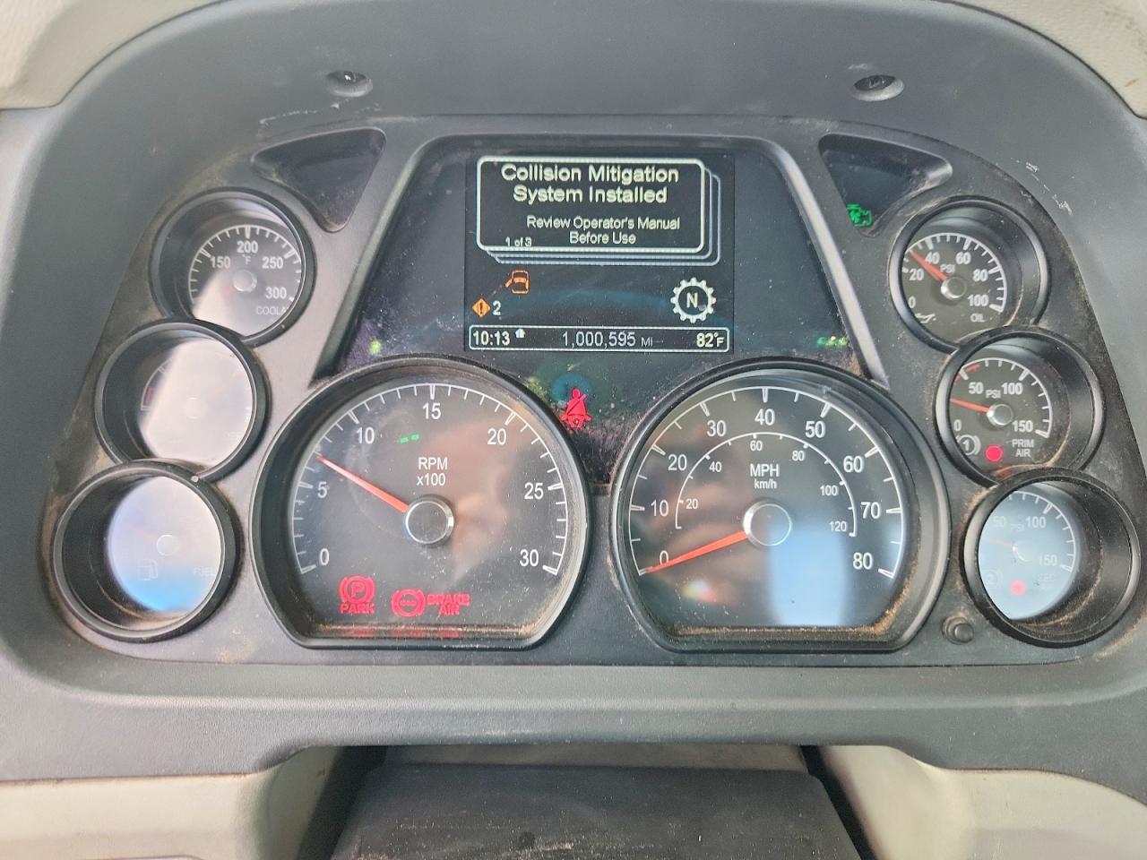 2018 Peterbilt 579 Semi Truck