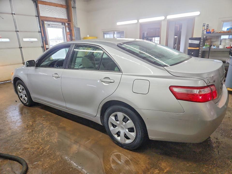 2009 Toyota Camry le