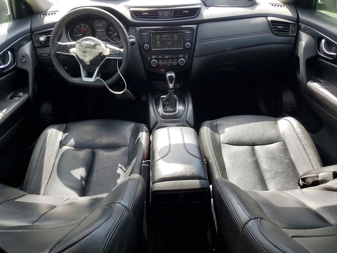 2020 Nissan Rogue sl