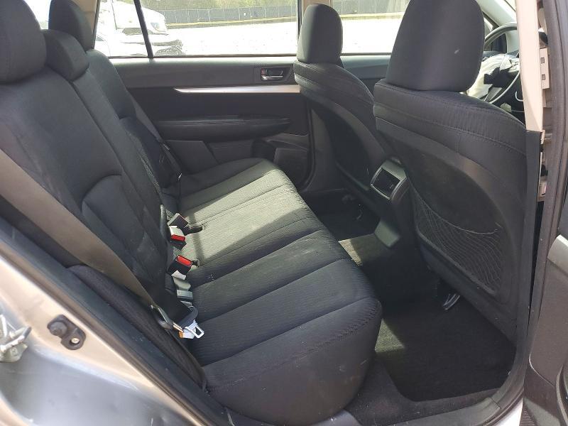 2010 Subaru Outback 2.5i