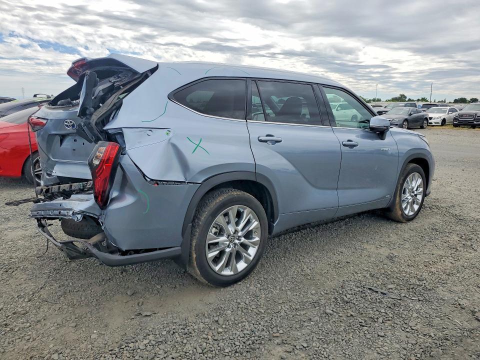 2021 Toyota Highlander Hybrid Limited