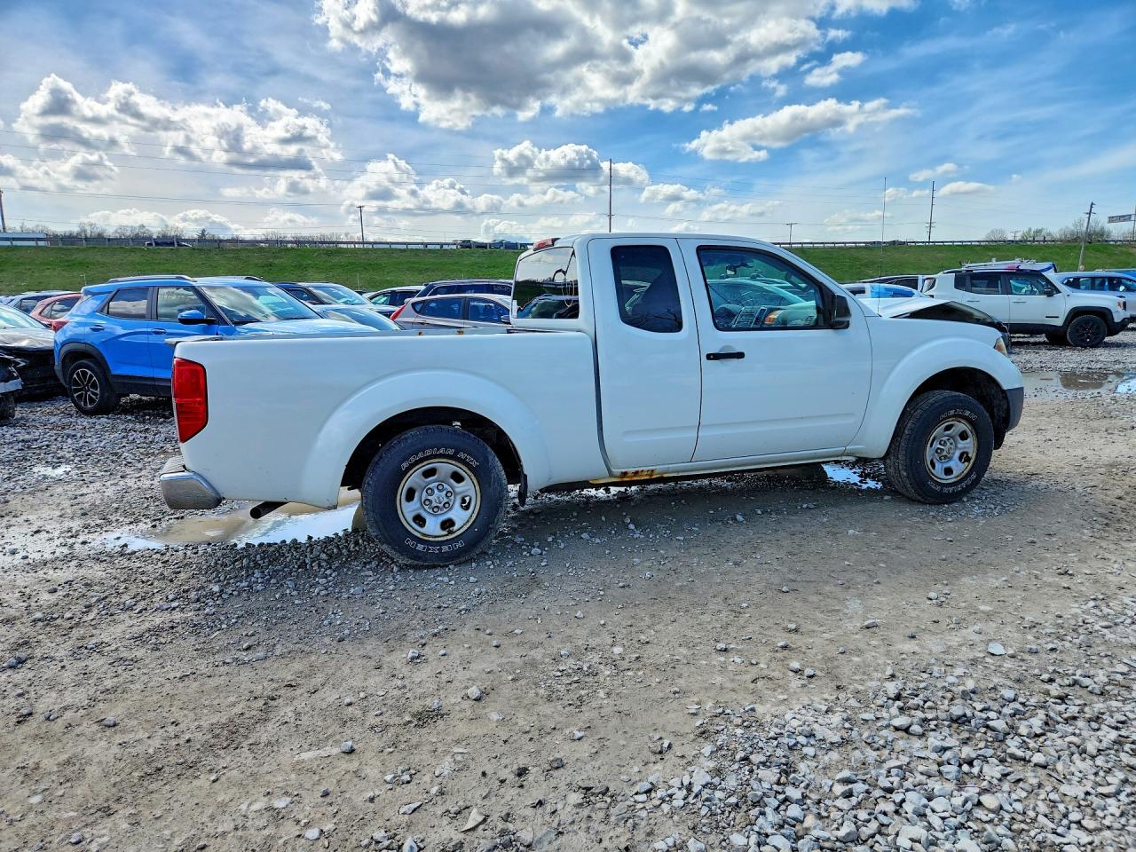 2015 Nissan Frontier S