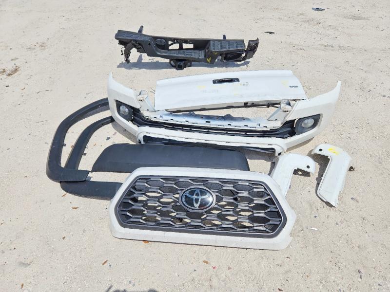 2022 Toyota Tacoma TRD OFF-Road