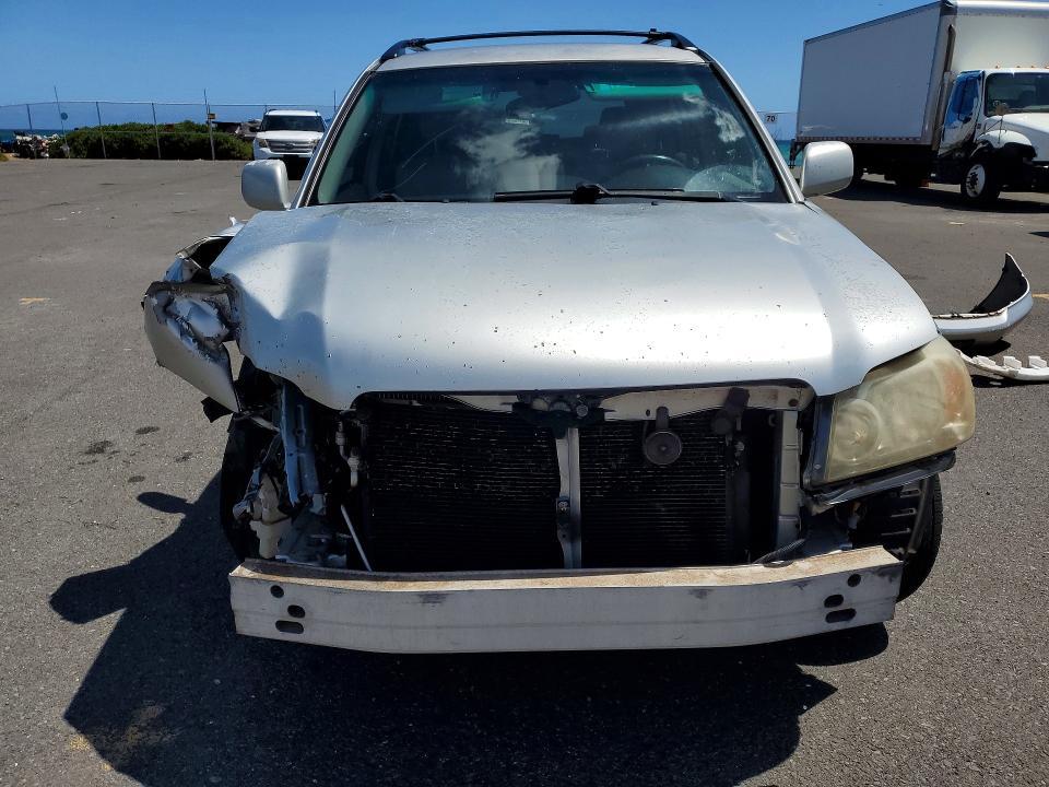 2004 Toyota Highlander Base