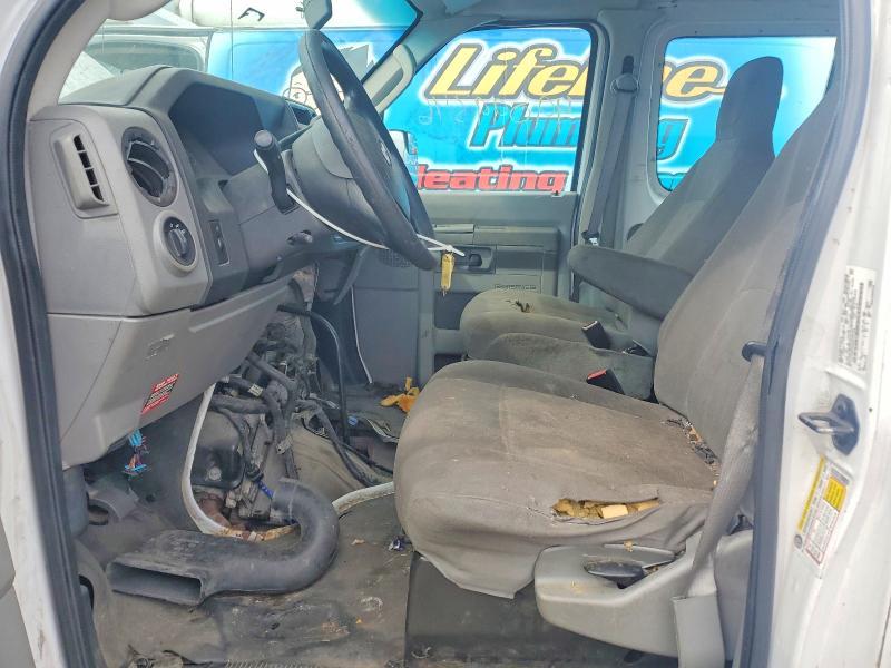 2013 Ford Econoline-box Truck