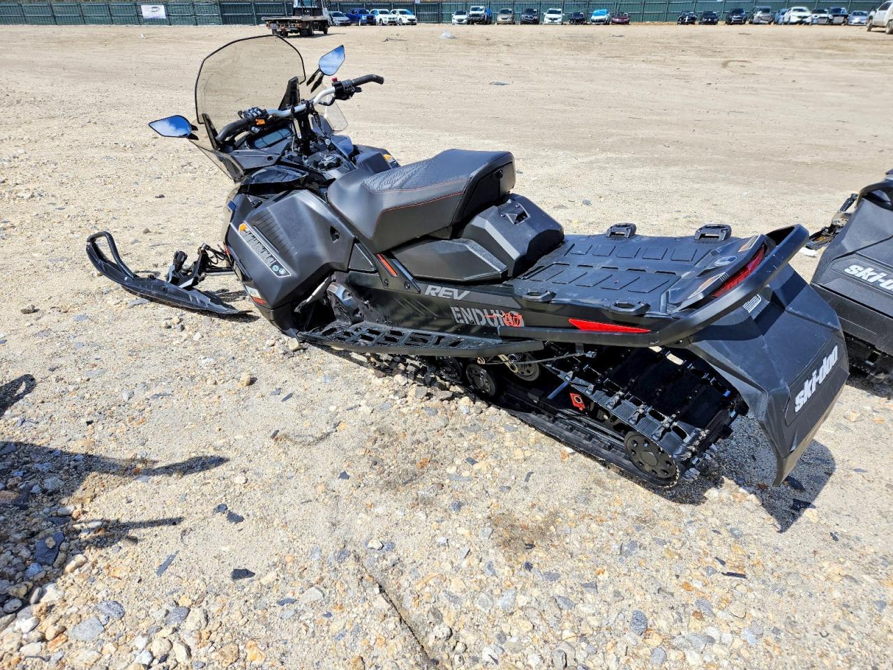 2020 Skidoo Renegade Enduro 900