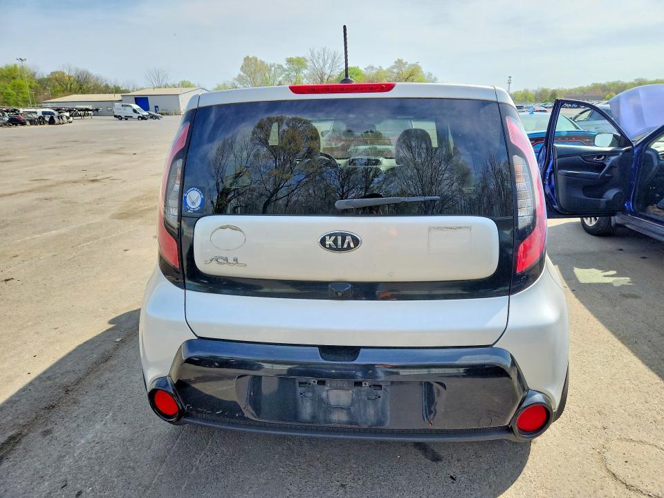 2016 KIA Soul +